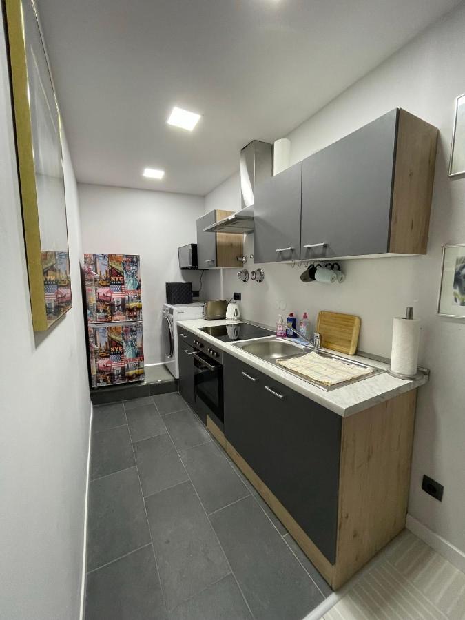 Апартаменты Bright: Flat With Balcony - Kitchen - Free Parking Берлин Экстерьер фото