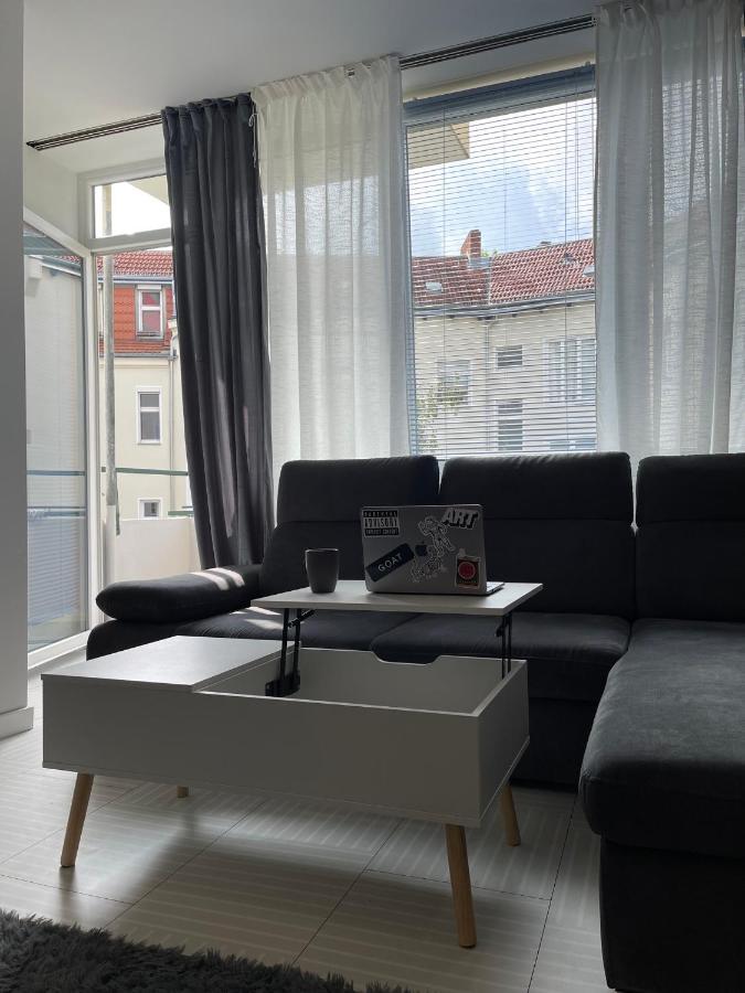 Апартаменты Bright: Flat With Balcony - Kitchen - Free Parking Берлин Экстерьер фото